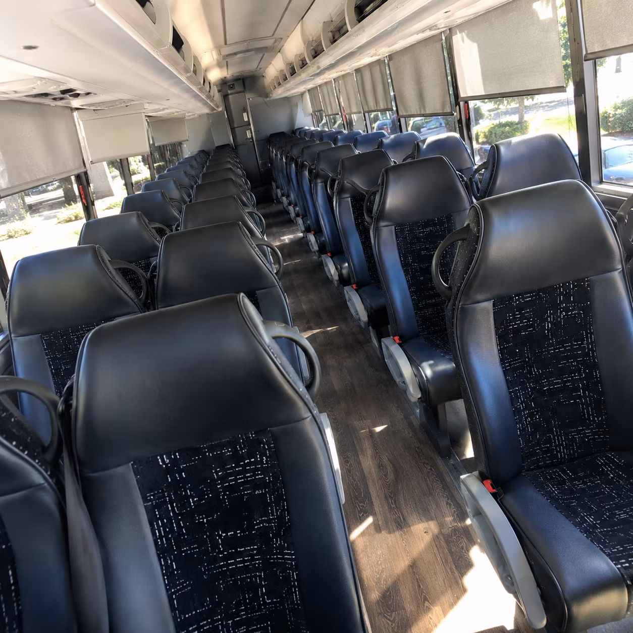 charter buses to the science museum of minnesota and minnesota history center
