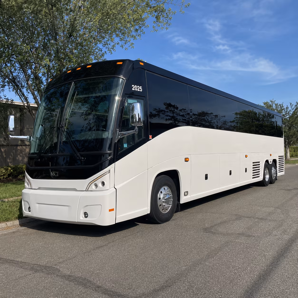 charter buses to u s bank stadium and target field concerts in minneapolis